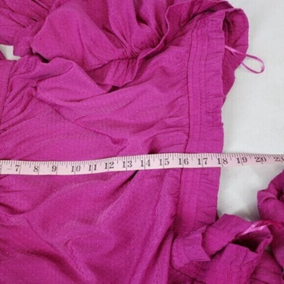 Guess Puffy Sleeve Off Shoulder Barbie Pink Pirate Top Ruffles Women's Sz Large - Picture 15 of 16
